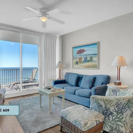Lighthouse 609 By Liquid Life Villa